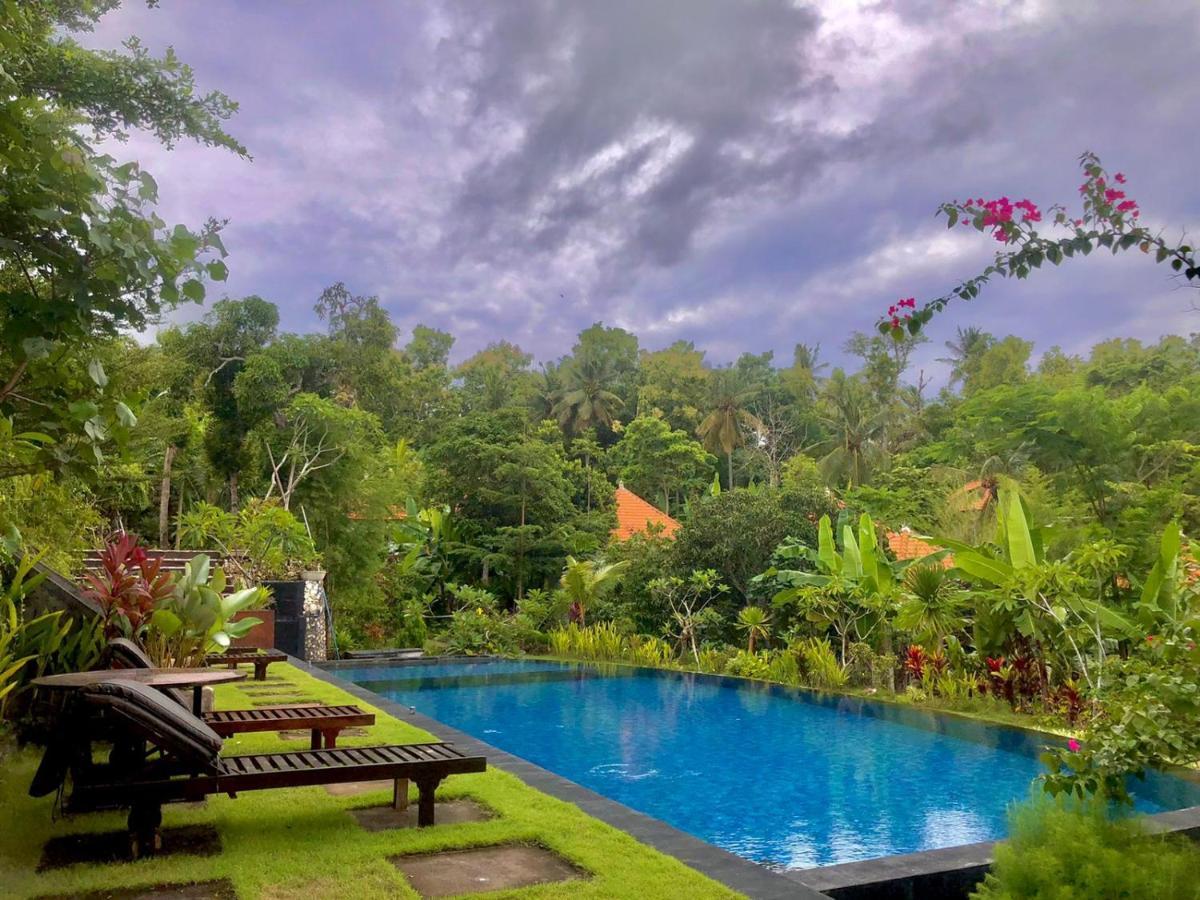 Arya Resort Nusa Penida Toyapakeh 外观 照片